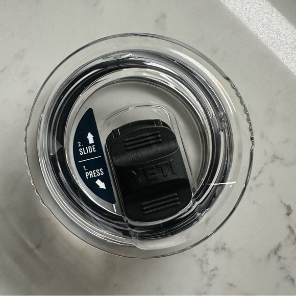 Yeti Stronghold Lid - Picture 4 of 4